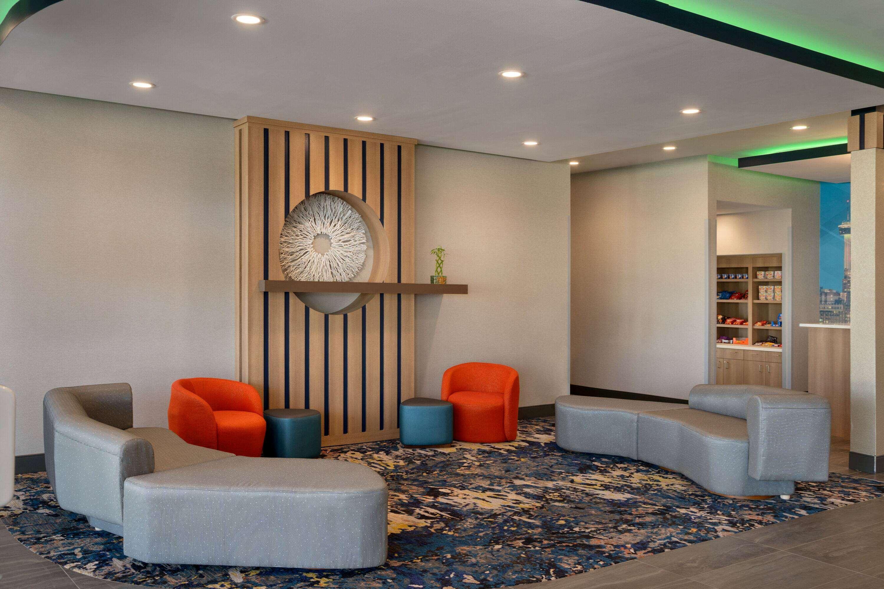 La Quinta Inn & Suites By Wyndham San Antonio Seaworld Lafb Eksteriør bilde
